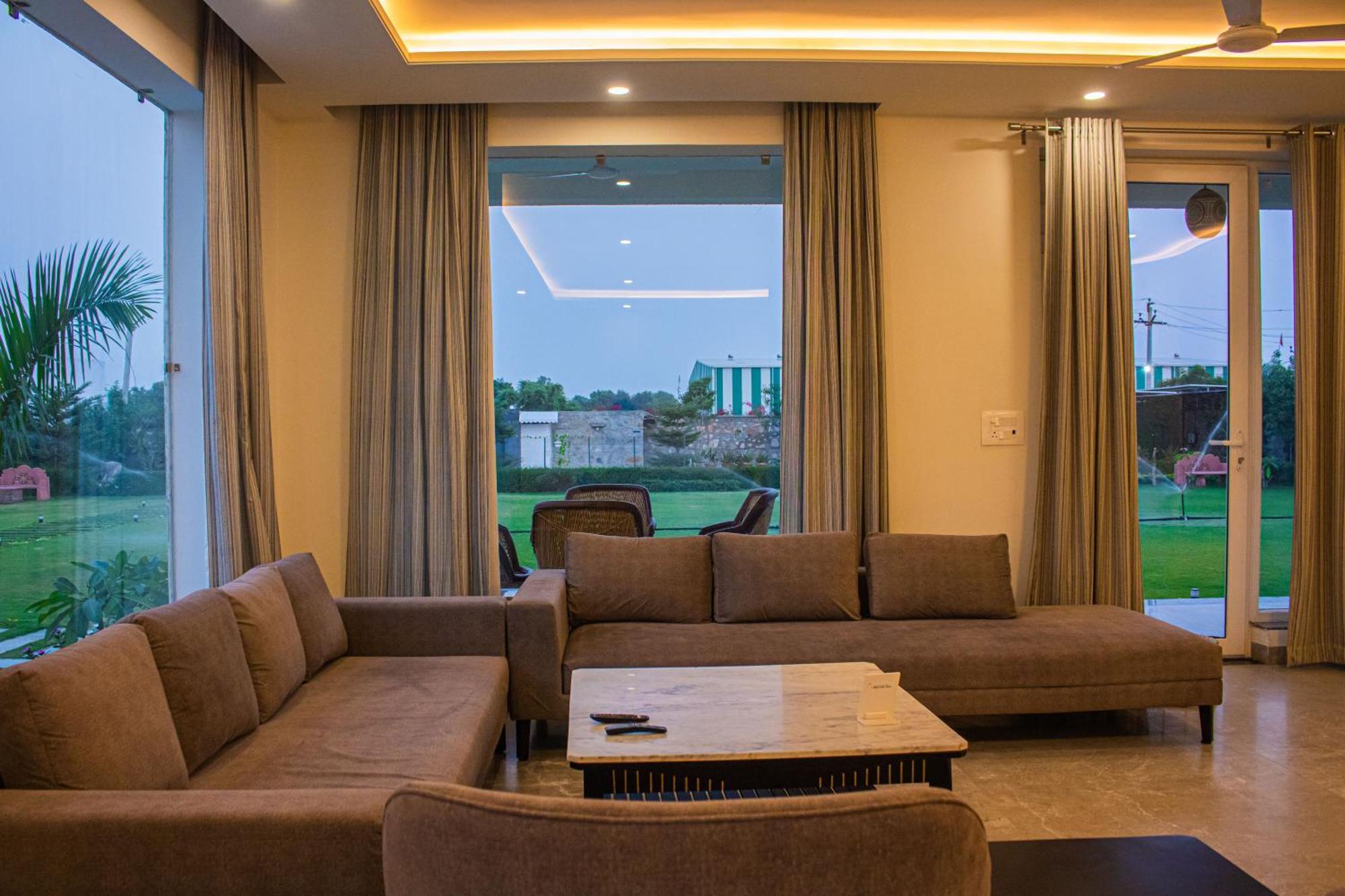 The Peace- A Luxury Private Pool Villa Jaipur Bagian luar foto